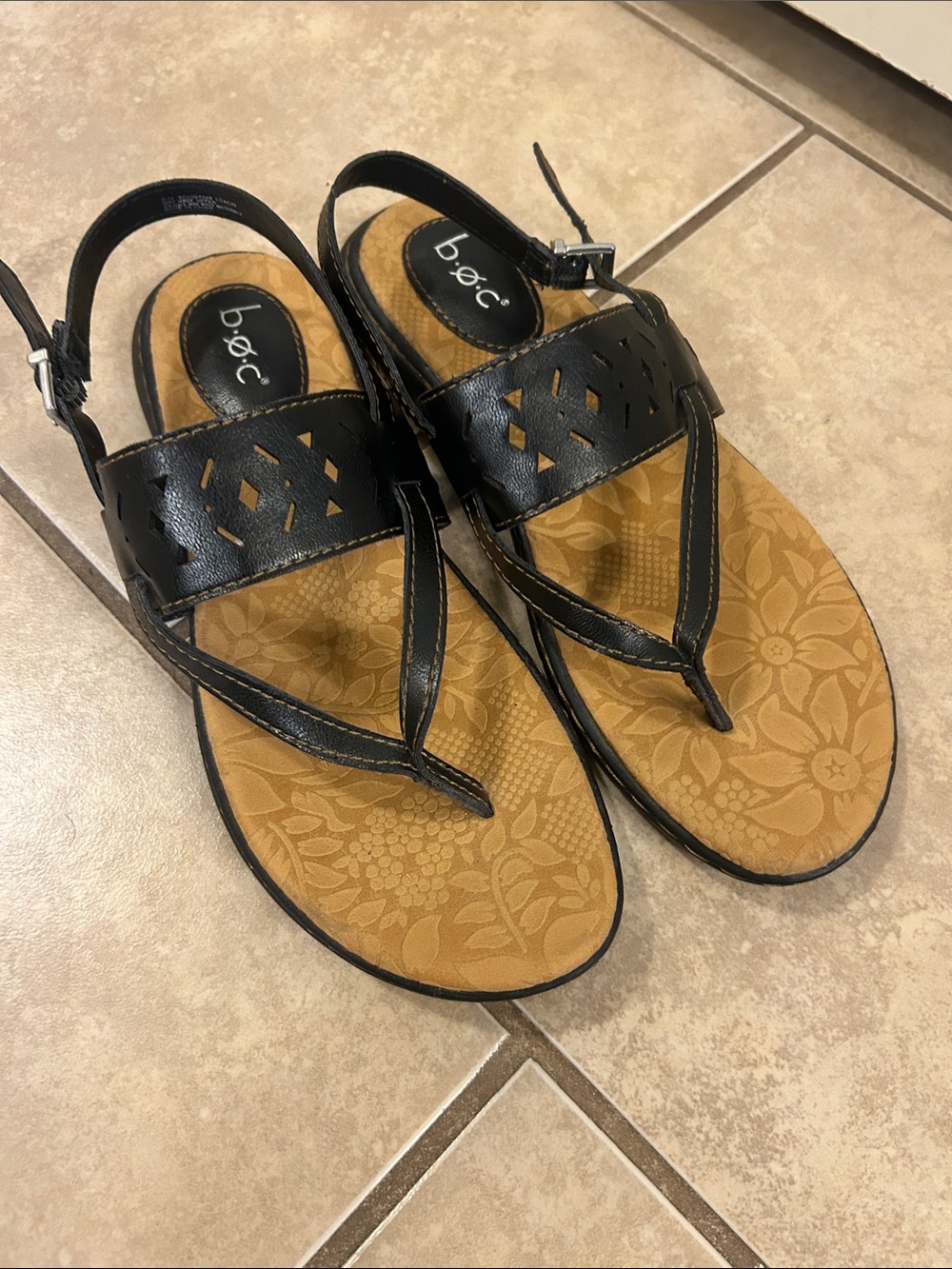 b.o.c. Black Thong Sandals with Tan Floral Footbed